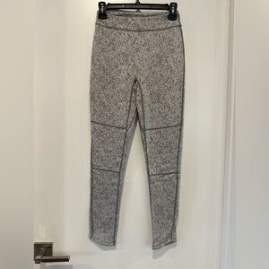 GymShark Women’s Moisture Management Leggings